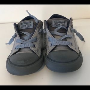 Toddler boy Gray Converse